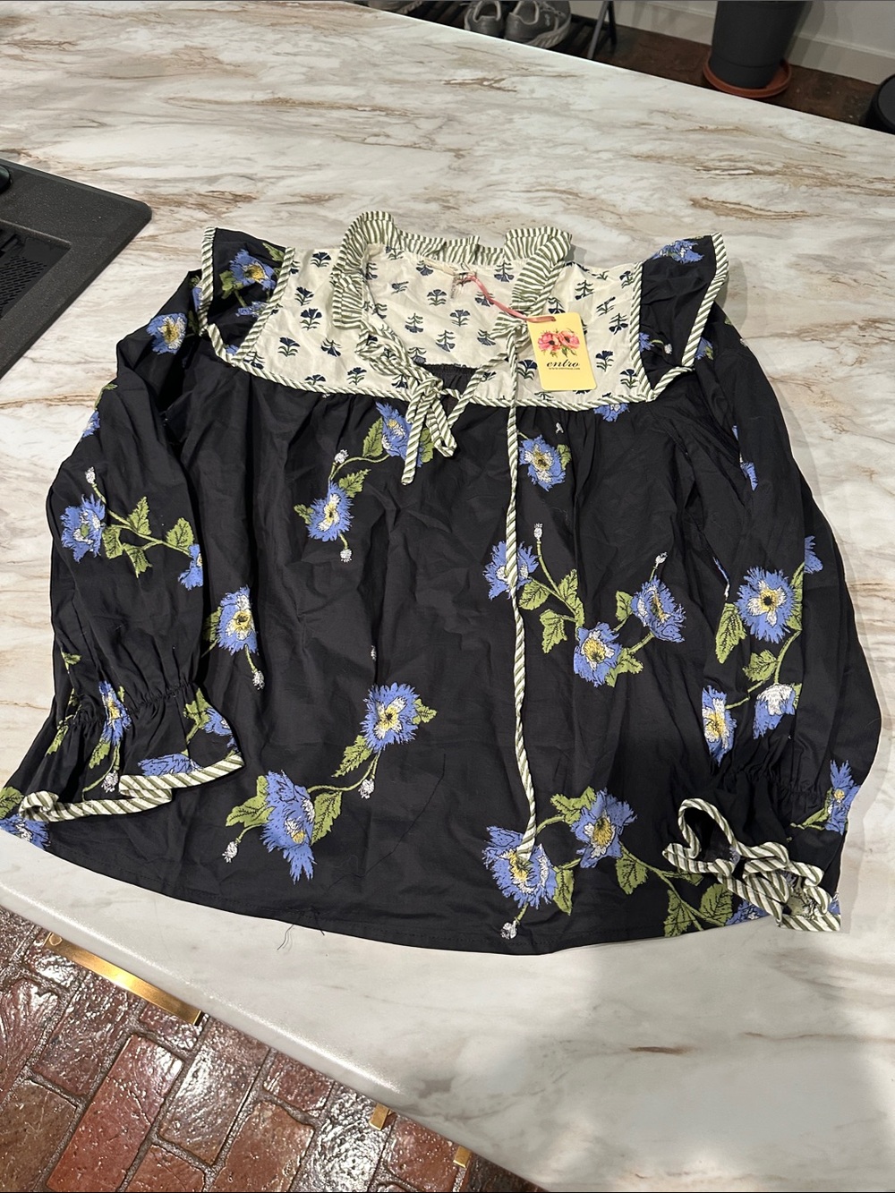 entro Black Floral Peasant Blouse with Cream Trim